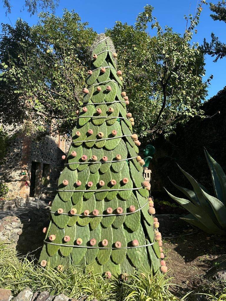A Christmas tree made out of traditional Mexican & Pre-Hispanic foods.