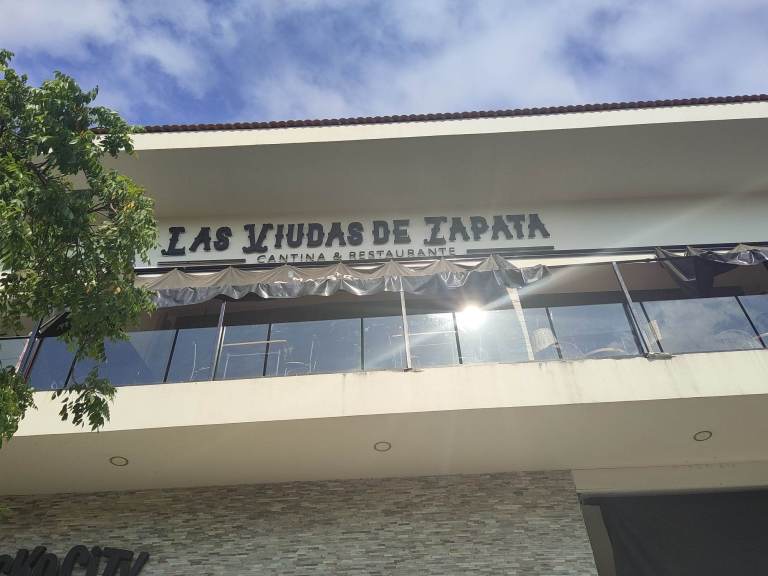 Las Viudas de Zapata Restaurant